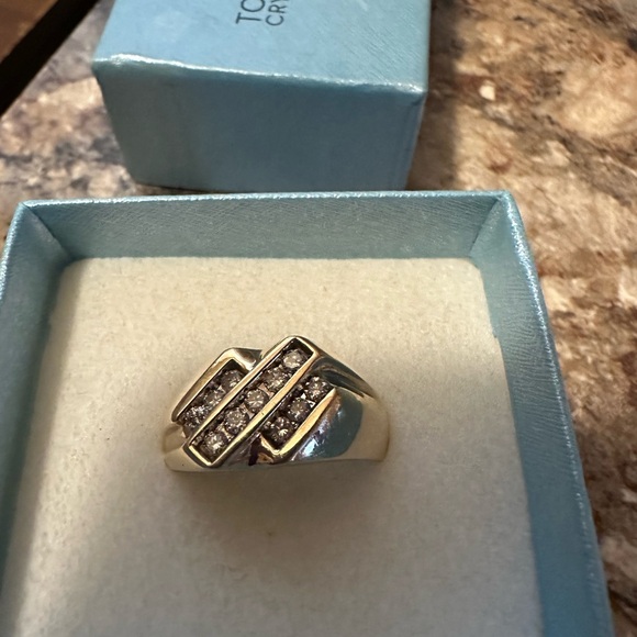 Men’s Diamond yellow gold ring - Picture 1 of 3